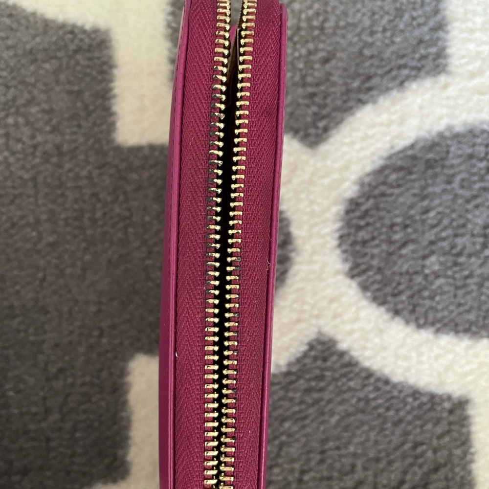 Salvatore Ferragamo Wallet - Picture 4 of 4